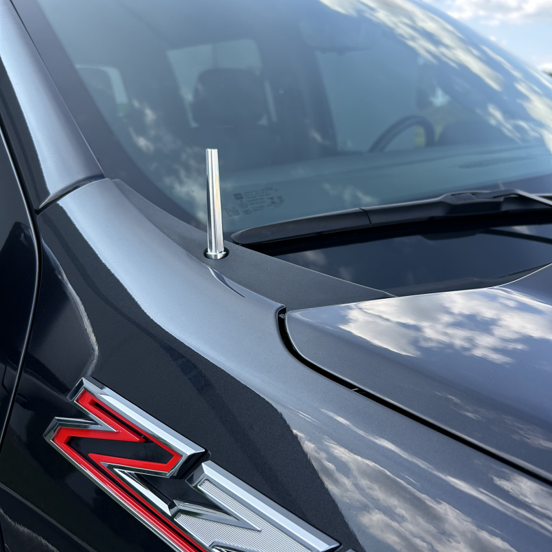 Wehrli 07.5-19 Chevrolet 6.6L Duramax Billet TIG Torch Stubby Antenna - Gloss Black