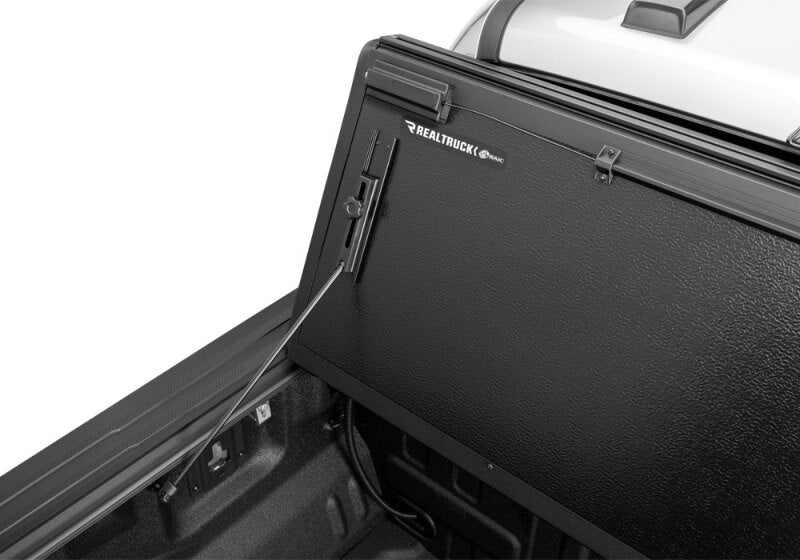 BAK 17-23 Ford Super Duty 6ft 9in Bed BAKFlip G2